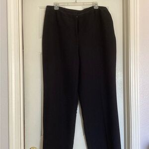 Women’s Black Dress Pants Size 18. NWT